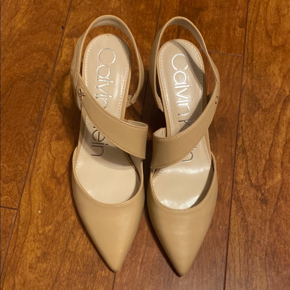 Calvin Klein Women's Tan Heels